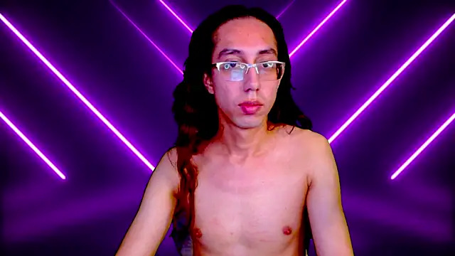 Snapshot of dantex9305 chatting on 11-20-25, 03:18 dantex9305 online show from 11-20-25, 03:18