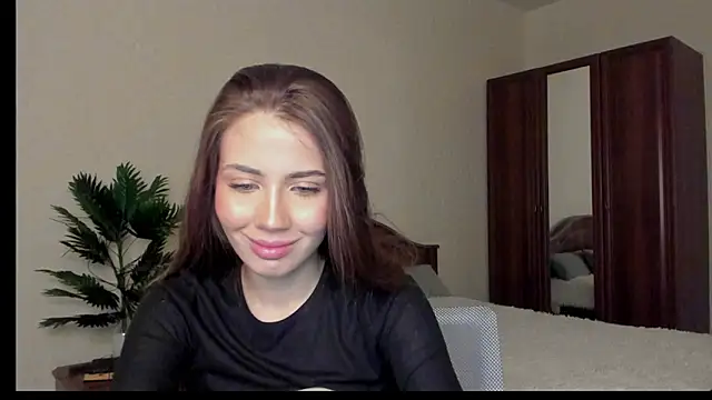 Aurora Glow21 online show from 01-11-26, 12:10