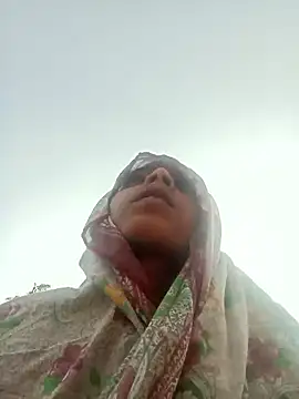 Snapshot of Neelurajpoot122 chatting on 11-16-25, 08:31 Neelurajpoot122 online show from 11-16-25, 08:31