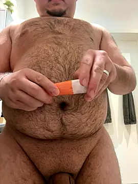 latina w19 online show from 11-19-25, 10:10