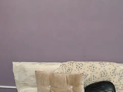 divina kira online show from 11-19-25, 08:03