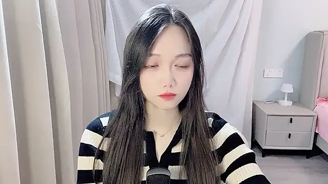 BoiI2u online show from 11-22-25, 03:22