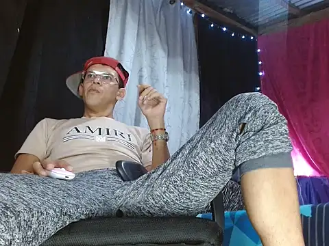 FANTASYBOYS11 online show from 11-26-25, 11:50