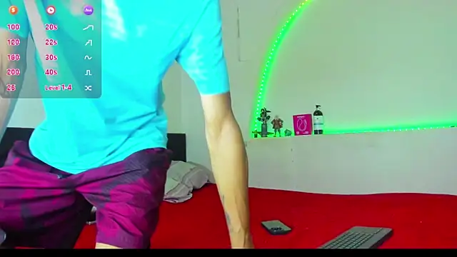 kaiborman00 online show from 02-01-26, 03:16