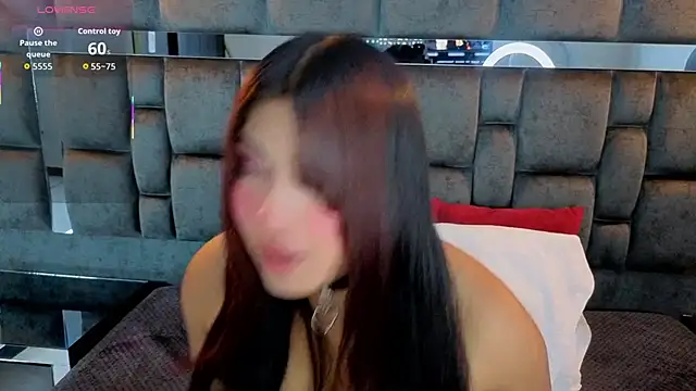 IssaJones  online show from 01-13-26, 08:58