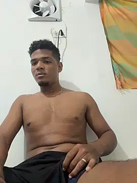 Snapshot of SeductivoX chatting on 11-15-25, 09:11 SeductivoX online show from 11-15-25, 09:11