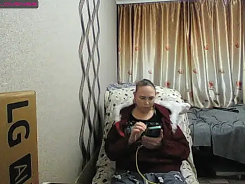 JenniDeep online show from 11-27-25, 01:18