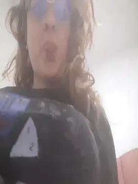 AnnieAtHome online show from 11-14-25, 10:18