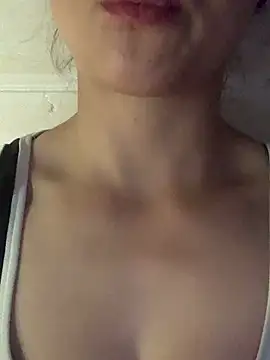 Snapshot of Diana-sexyy chatting on 02-10-26, 10:08 Diana-sexyy online show from 02-10-26, 10:08