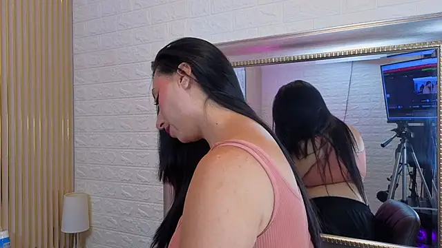 Snapshot of Ashlyvega chatting on 02-21-26, 01:28 Ashlyvega online show from 02-21-26, 01:28