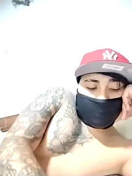 Matiascolageno online show from 11-17-25, 02:28