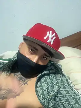 Matiascolageno online show from 11-24-25, 02:33