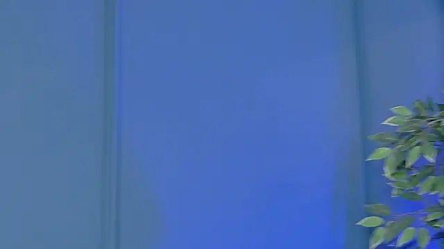 IrissBell online show from 11-21-25, 06:56