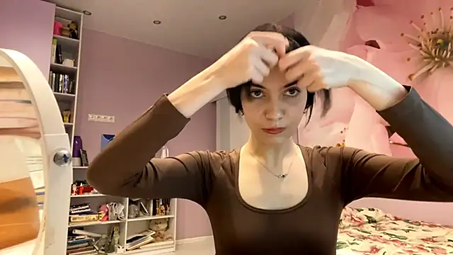 Snapshot of ShellyBedor chatting on 11-13-25, 03:55 ShellyBedor online show from 11-13-25, 03:55