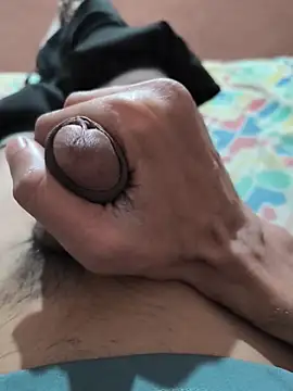 Ritik143jhil online show from 12-18-25, 12:00