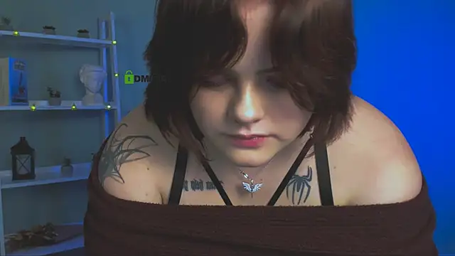 lika pop online show from 12-20-25, 07:54