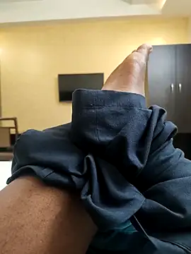 Snapshot of Paramkeerthi chatting on 02-22-26, 06:28 Paramkeerthi online show from 02-22-26, 06:28