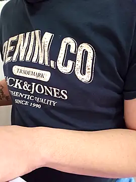 Snapshot of 7allexx chatting on 02-05-26, 11:37 7allexx online show from 02-05-26, 11:37