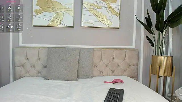 Gia ricci  online show from 12-18-25, 01:06