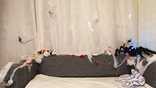 Sansa Dream online show from 10-29-25, 12:40