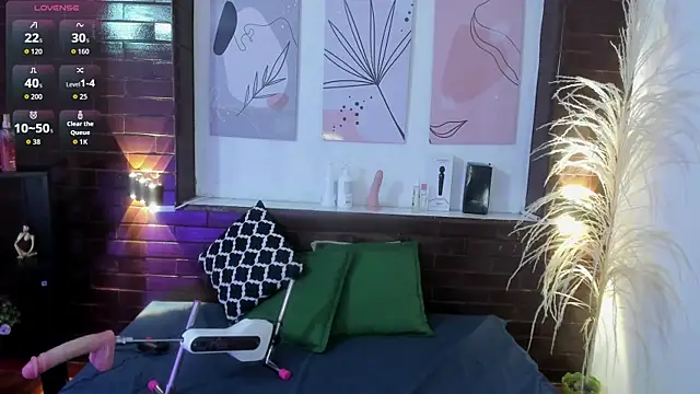 Celestehonney online show from 04-04-26, 03:42