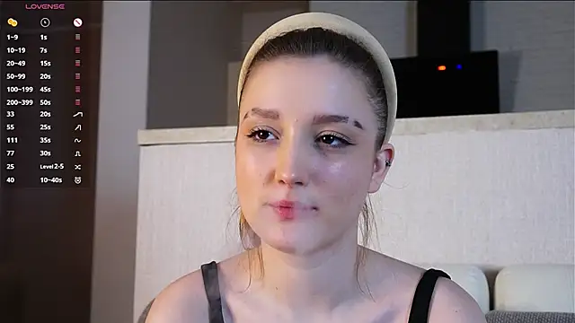 AmelieSeductress online show from 02-12-26, 04:35