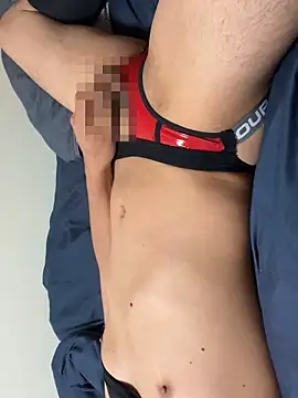 Snapshot of trtr9595 chatting on 11-14-25, 08:40 trtr9595 online show from 11-14-25, 08:40