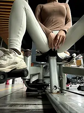 Snapshot of DDREBA chatting on 01-15-26, 06:29 DDREBA online show from 01-15-26, 06:29