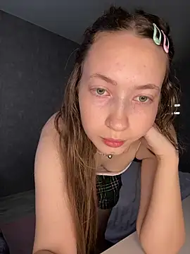 Holy Poly online show from 03-26-26, 05:35