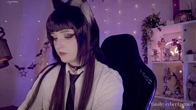 Snapshot of vronnier chatting on 01-10-26, 04:20 vronnier online show from 01-10-26, 04:20