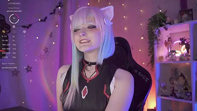 Snapshot of vronnier chatting on 02-04-26, 03:40 vronnier online show from 02-04-26, 03:40