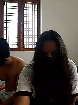 Snapshot of yours_mansi chatting on 11-20-25, 07:30 yours mansi online show from 11-20-25, 07:30