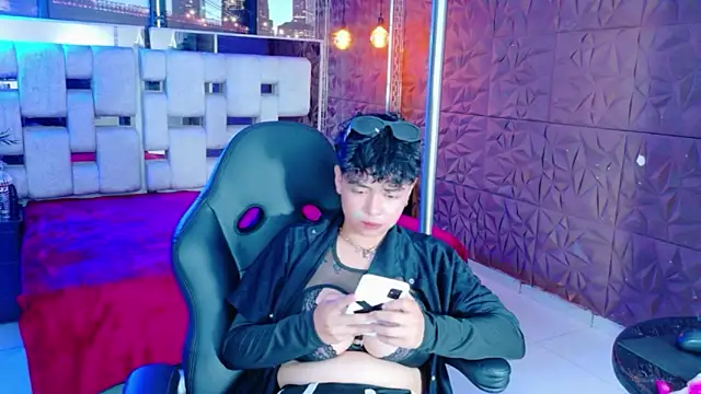 lunabustygirl online show from 01-31-26, 07:11