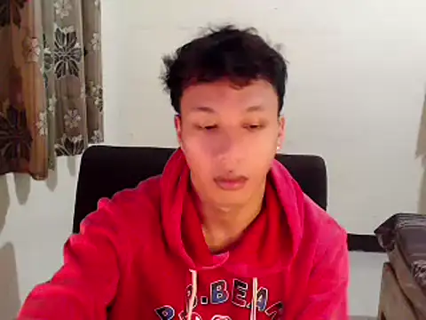 Snapshot of newgys chatting on 02-20-26, 12:27 newgys online show from 02-20-26, 12:27