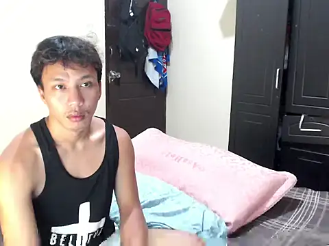 Snapshot of newgys chatting on 03-31-26, 06:58 newgys online show from 03-31-26, 06:58