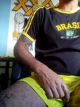 Snapshot of xxxbananaboy chatting on 11-19-25, 06:41 xxxbananaboy online show from 11-19-25, 06:41