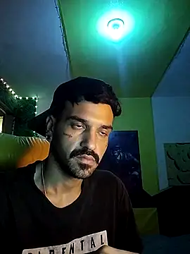 Snapshot of xxxbananaboy chatting on 11-28-25, 02:14 xxxbananaboy online show from 11-28-25, 02:14