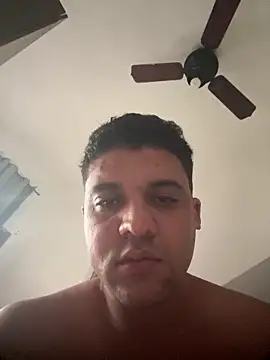 Snapshot of picademel028 chatting on 11-14-25, 05:44 picademel028 online show from 11-14-25, 05:44