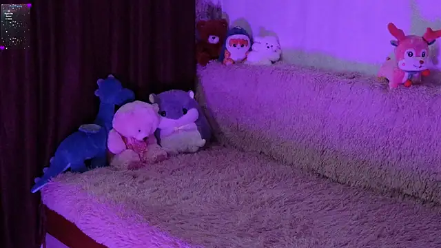 Snapshot of hottest_tits chatting on 01-06-26, 11:58 hottest tits online show from 01-06-26, 11:58