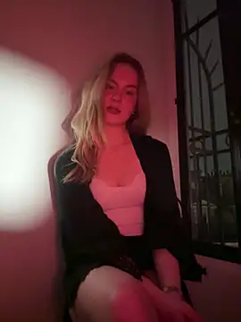 Josefinswe online show from 11-27-25, 08:33