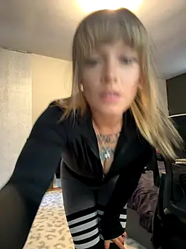 sofrancy online show from 11-23-25, 03:23