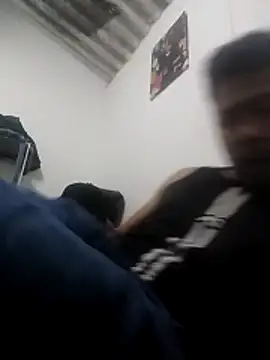 louishotlatinboy online show from 11-18-25, 08:24