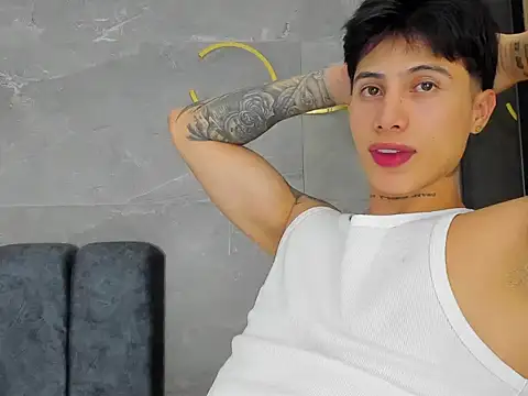 Klein summer online show from 11-14-25, 11:02