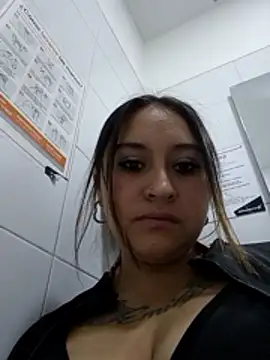 Lunabella3 online show from 11-26-25, 02:45