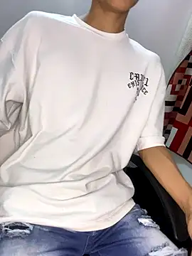 Andre 81q online show from 11-19-25, 01:27