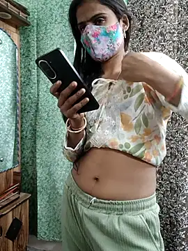 Snapshot of Muskan_12thh chatting on 11-15-25, 05:20 Muskan 12thh online show from 11-15-25, 05:20