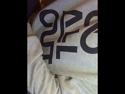 Snapshot of DGMdgm99 chatting on 11-16-25, 03:12 DGMdgm99 online show from 11-16-25, 03:12