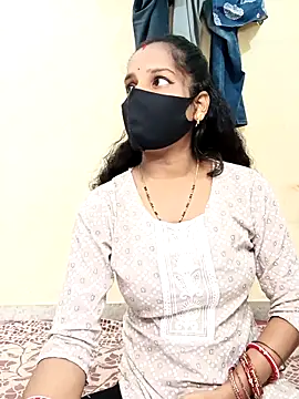 Desi Hot Queen online show from 11-28-25, 05:54