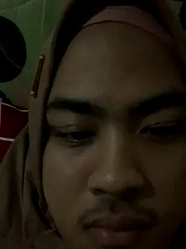 Snapshot of yuliabirdiantie1 chatting on 11-15-25, 10:12 yuliabirdiantie1 online show from 11-15-25, 10:12