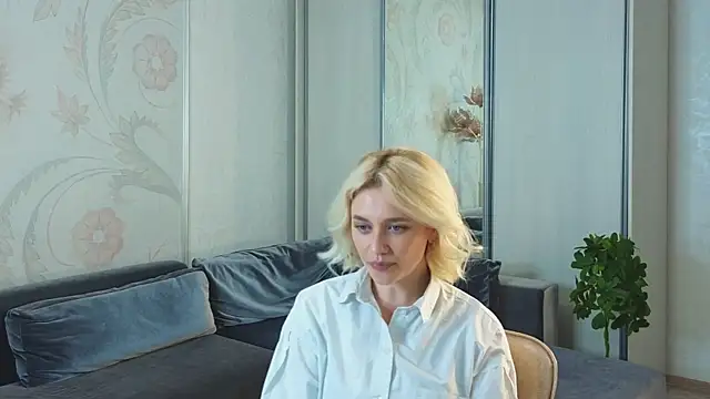 DesireFrost online show from 11-20-25, 09:31